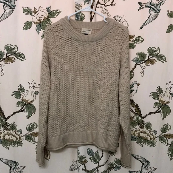 Universal thread sweater size L - Picture 1 of 3